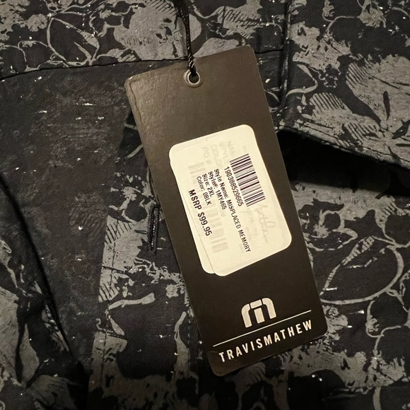 NWT Travis Matthew Misplaced Memory Short Sleeve Button Down Shirt - Picture 6 of 15
